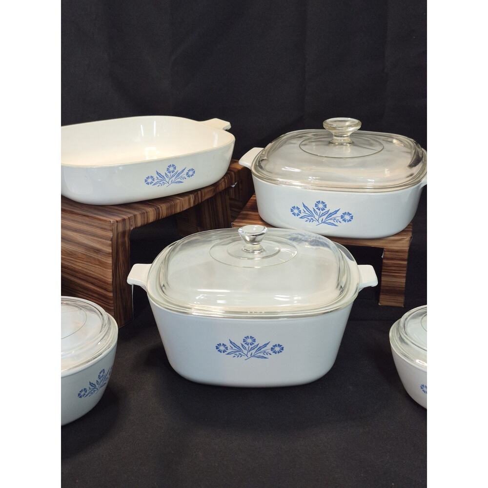 Vintage CorningWare Blue Cornflower Casserole Baking Dishes 7 Peices Plus 4 Lids - Picture 14 of 16